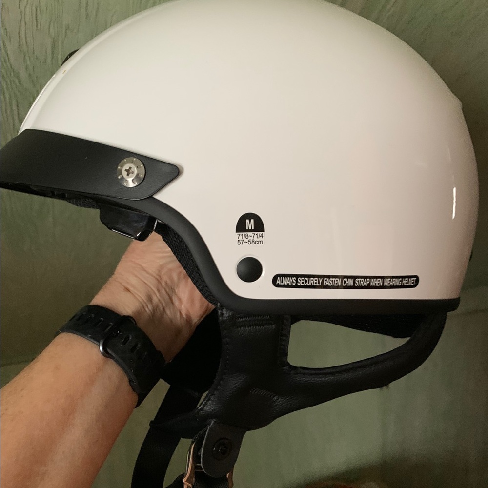 Motorcycle helmet size medium